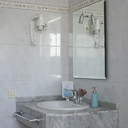 Laif Отель 2*